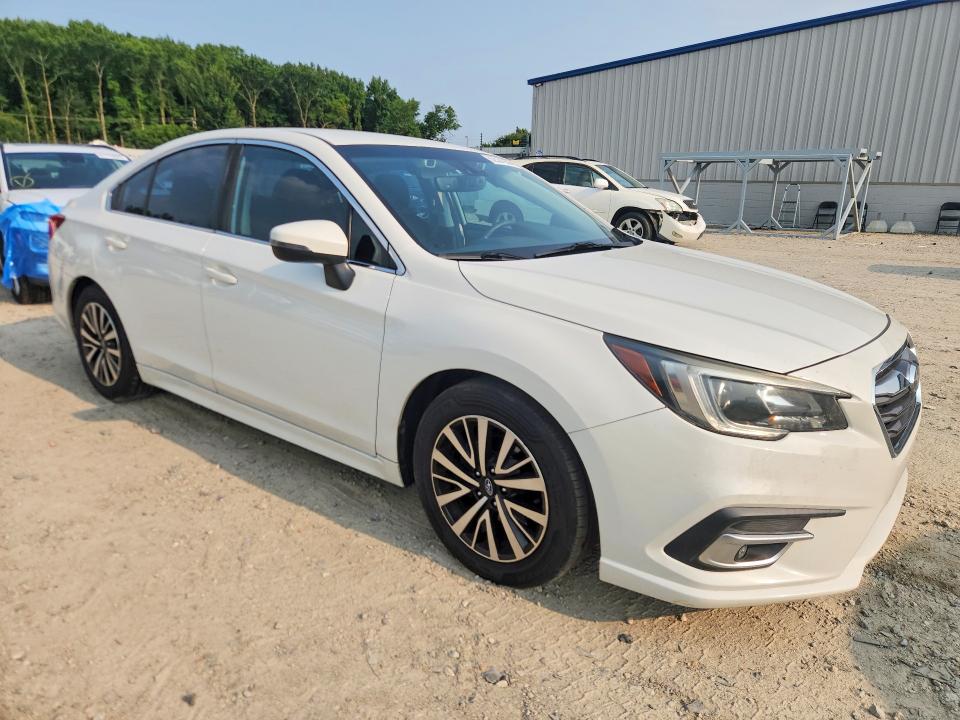 62537256 :رقم المزاد ، 4S3BNAF62K3039914 vin ، 2019 Subaru Legacy مزاد بيع