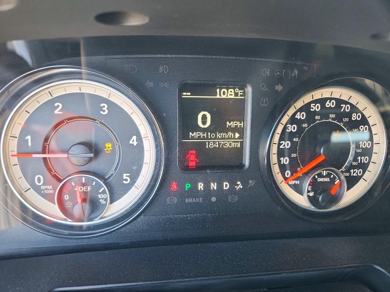 63037466 :رقم المزاد ، 3C6UR5ML4JG307409 vin ، 2018 Ram 2500 مزاد بيع