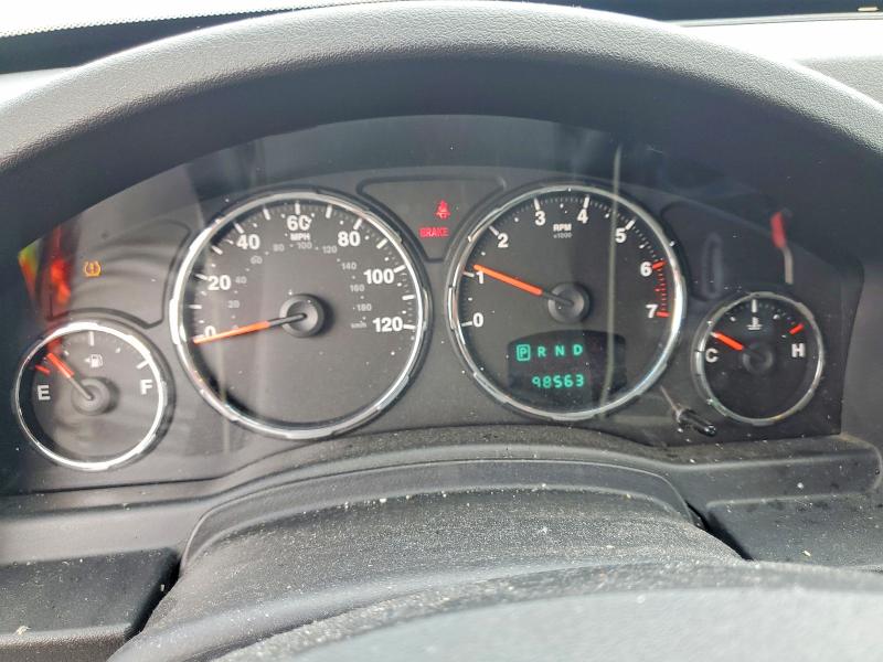 2010 Jeep Liberty მანქანა იყიდება აუქციონზე, vin: 1J4PP2GK8AW129142, აუქციონის ნომერი: 61582026