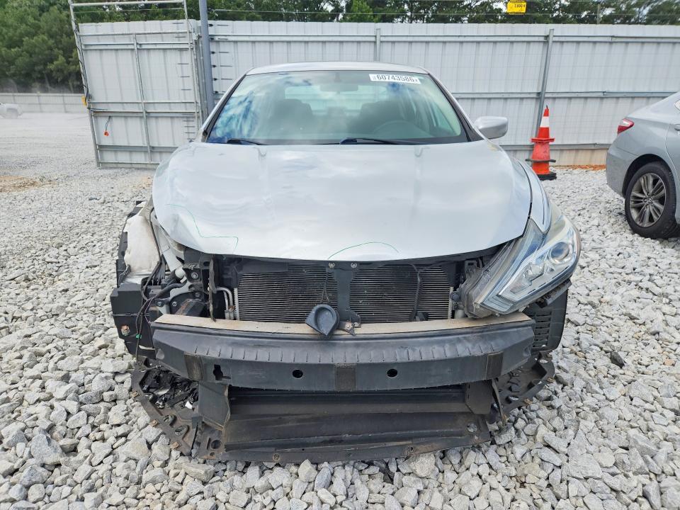 60743586 :رقم المزاد ، 1N4AL3AP3HC235193 vin ، 2017 Nissan Altima مزاد بيع