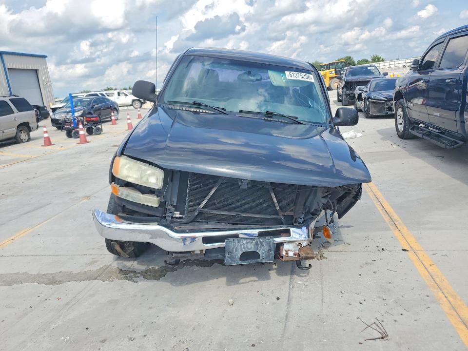 61375256 :رقم المزاد ، 1GTEK14T33Z305776 vin ، 2003 Gmc New Sierra مزاد بيع