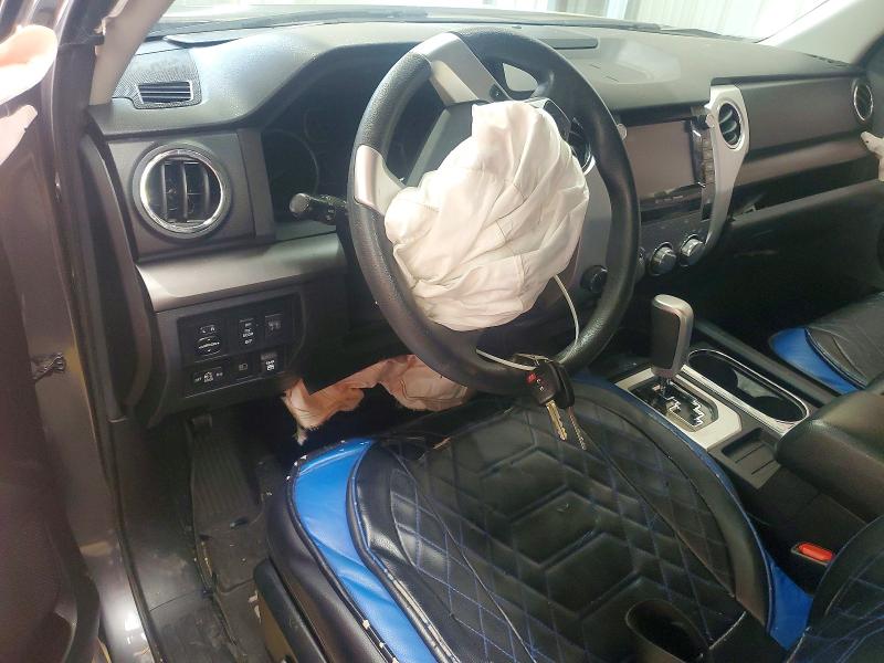 59581176 :رقم المزاد ، 5TFDY5F16MX968057 vin ، 2021 Toyota Tundra مزاد بيع