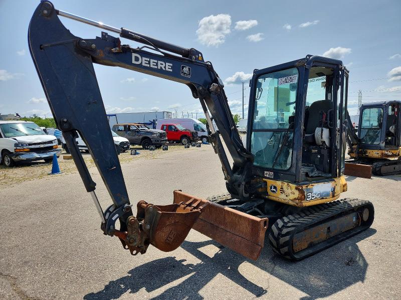 Продажа на аукционе авто 2016 John Deere 35g, vin: 1FF035GXPGK277071, номер лота: 60974576