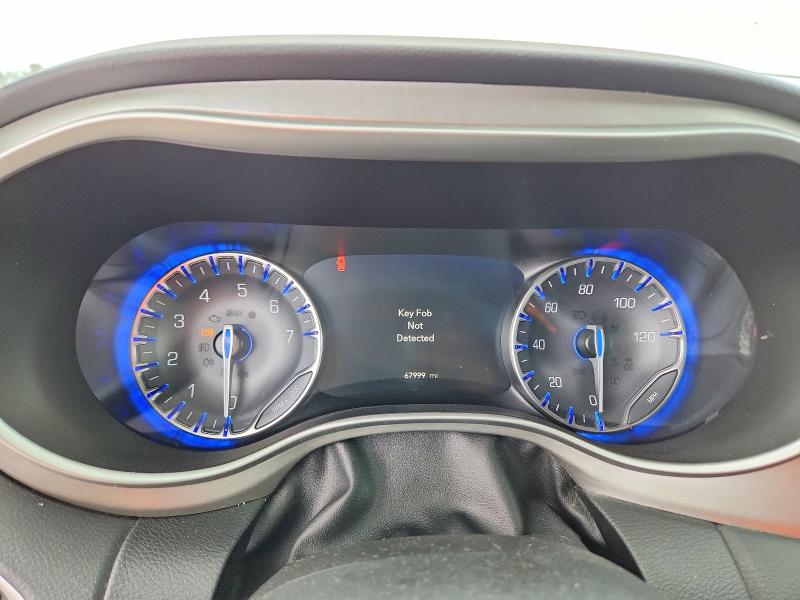 60192656 :رقم المزاد ، 2C4RC3BG7LR267821 vin ، 2020 Chrysler Pacifica مزاد بيع