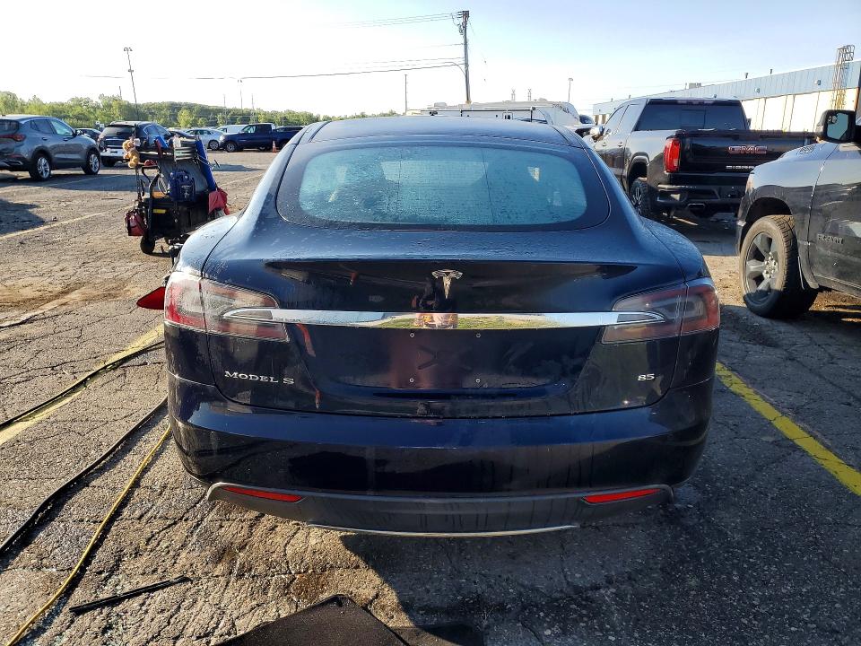 Продаж на аукціоні авто 2013 Tesla Model S, vin: 5YJSA1DN8DFP21126, номер лоту: 62273726
