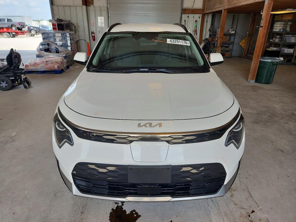 63291176 :رقم المزاد ، KNDCR3L13R5091337 vin ، 2024 Kia Niro مزاد بيع