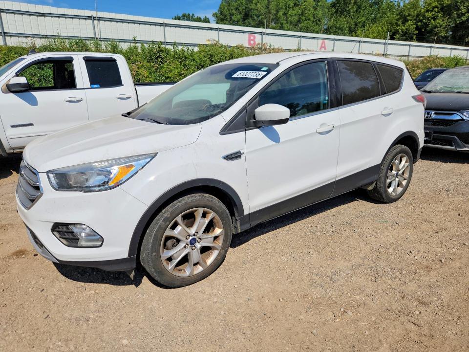 Продаж на аукціоні авто 2017 Ford Escape, vin: 1FMCU0GD0HUB16728, номер лоту: 61027736