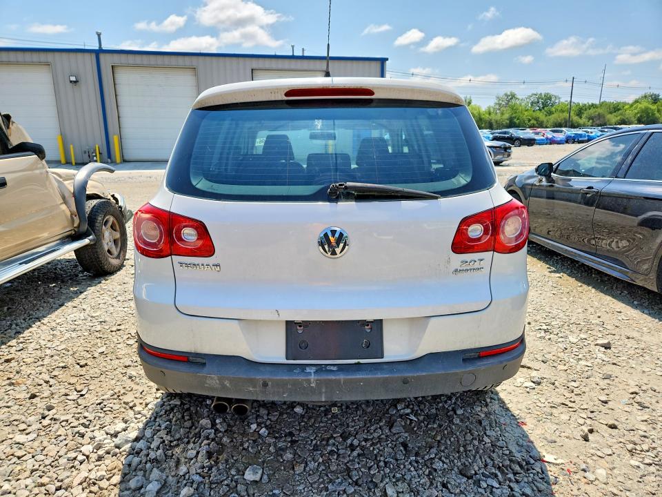 60200496 :رقم المزاد ، WVGBV7AX9BW543227 vin ، 2011 Volkswagen Tiguan مزاد بيع