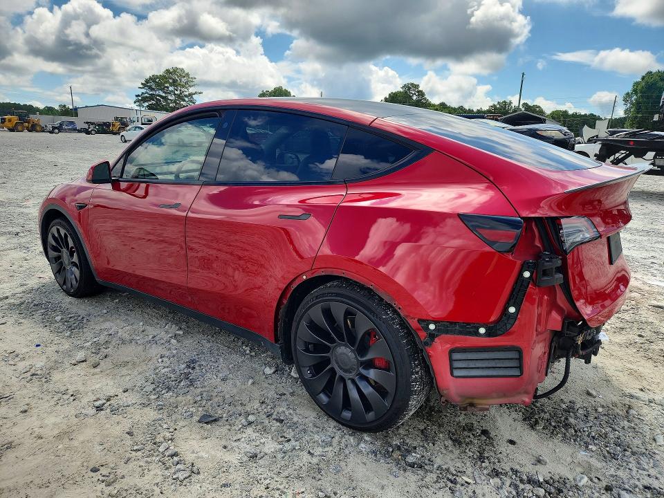 60842486 :رقم المزاد ، 5YJYGDEE6MF117955 vin ، 2021 Tesla Model Y مزاد بيع