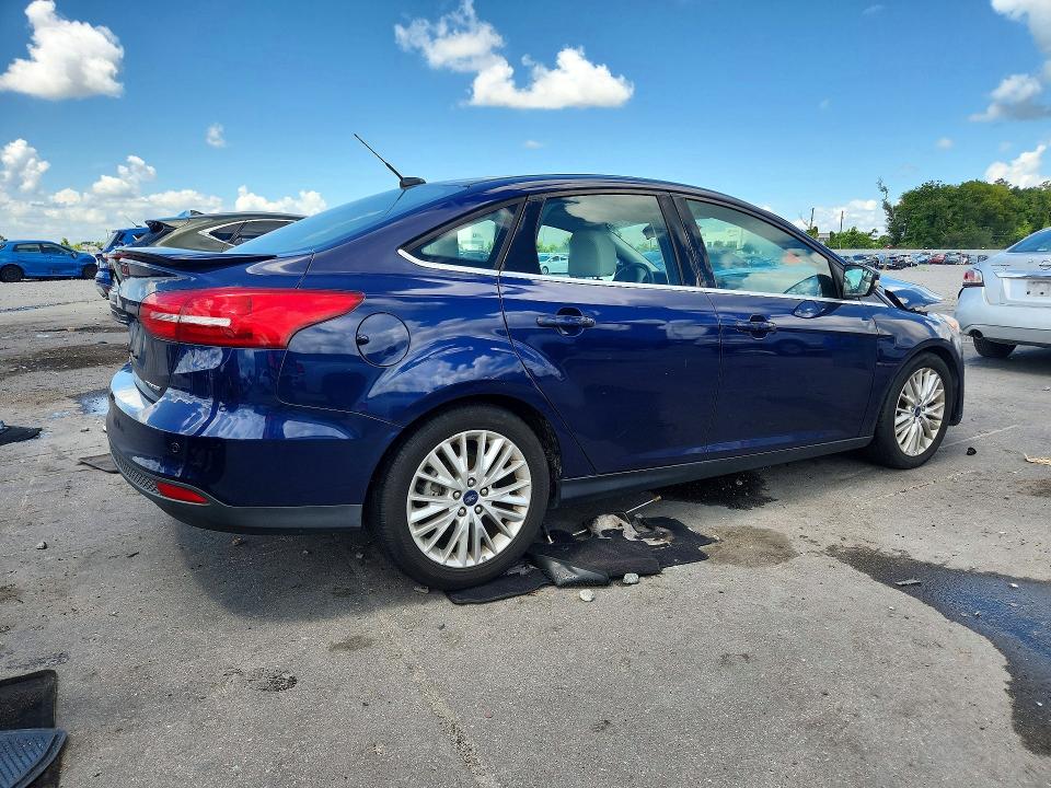 Auction sale of the 2017 Ford Focus, vin: 1FADP3J2XHL268360, lot number: 59247326