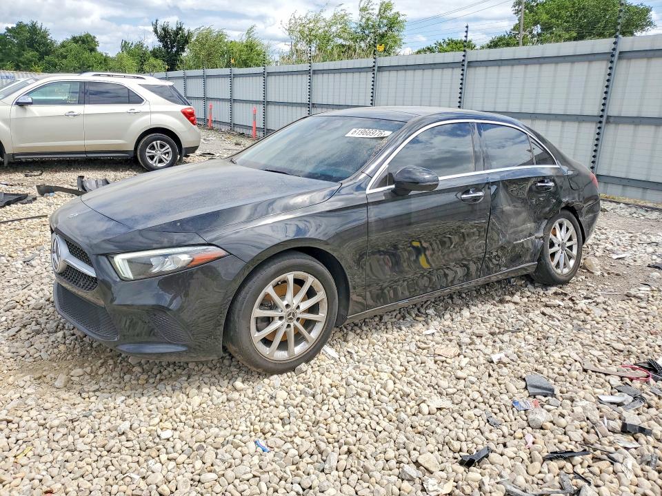 Продажа на аукционе авто 2019 Mercedes-benz A, vin: WDD3G4FB0KW002202, номер лота: 61966976