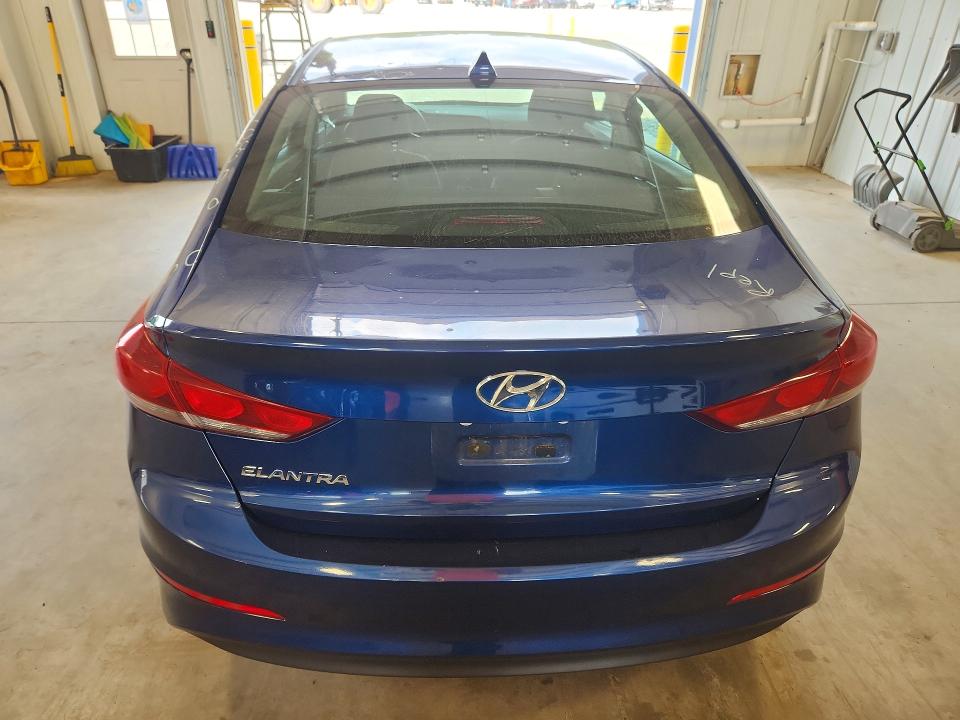 62921376 :رقم المزاد ، 5NPD84LF5HH192337 vin ، 2017 Hyundai Elantra مزاد بيع