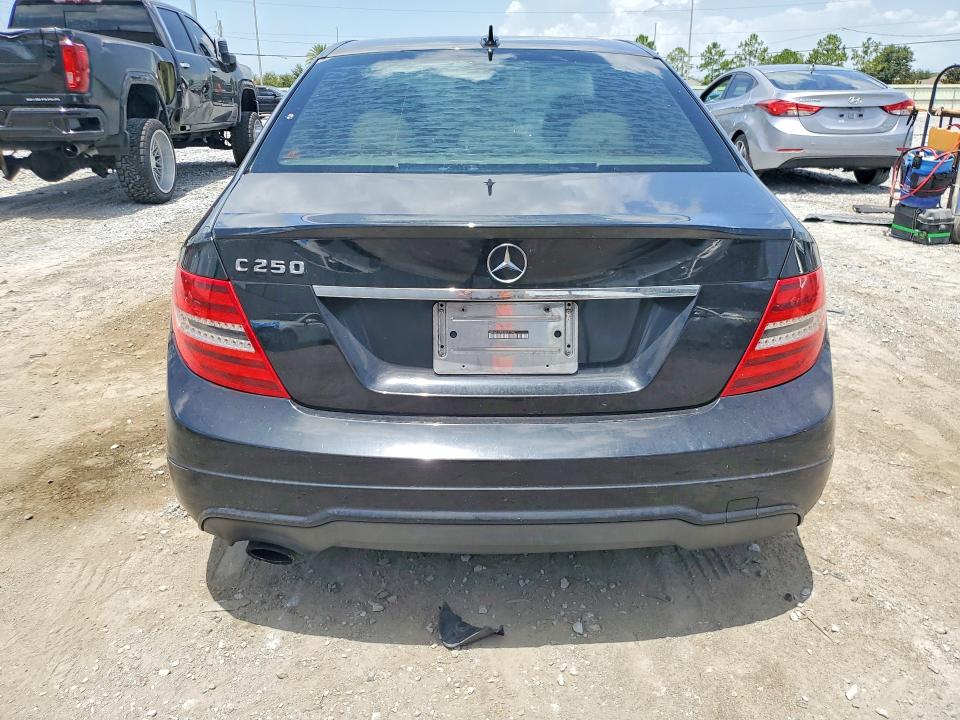 60290456 :رقم المزاد ، WDDGF4HB4DR271032 vin ، 2013 Mercedes-benz C مزاد بيع