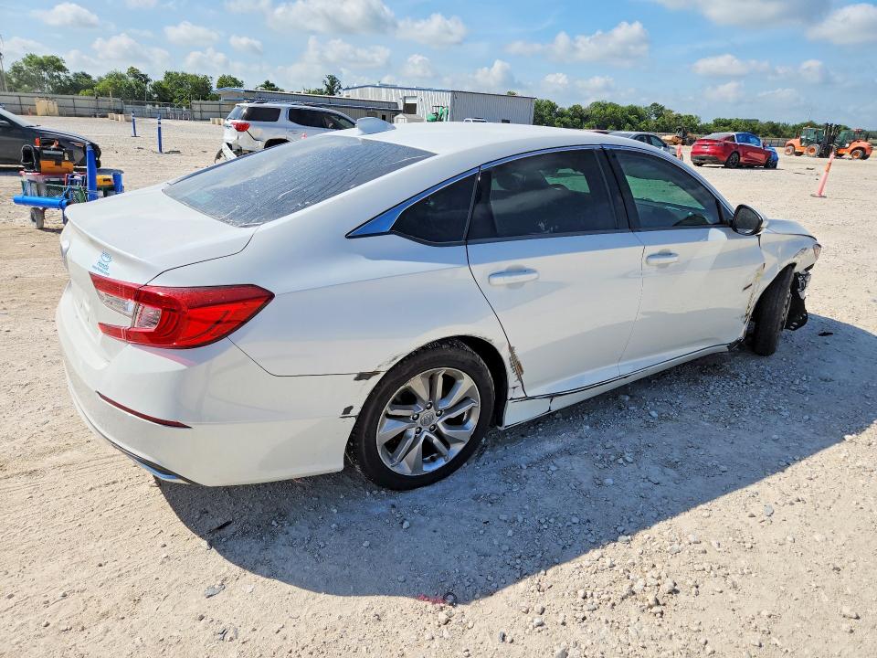 59831386 :رقم المزاد ، 1HGCV1F16LA005773 vin ، 2020 Honda Accord مزاد بيع