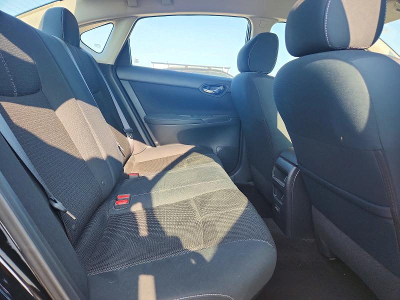 59304596 :رقم المزاد ، 3N1AB7AP8HY379661 vin ، 2017 Nissan Sentra مزاد بيع