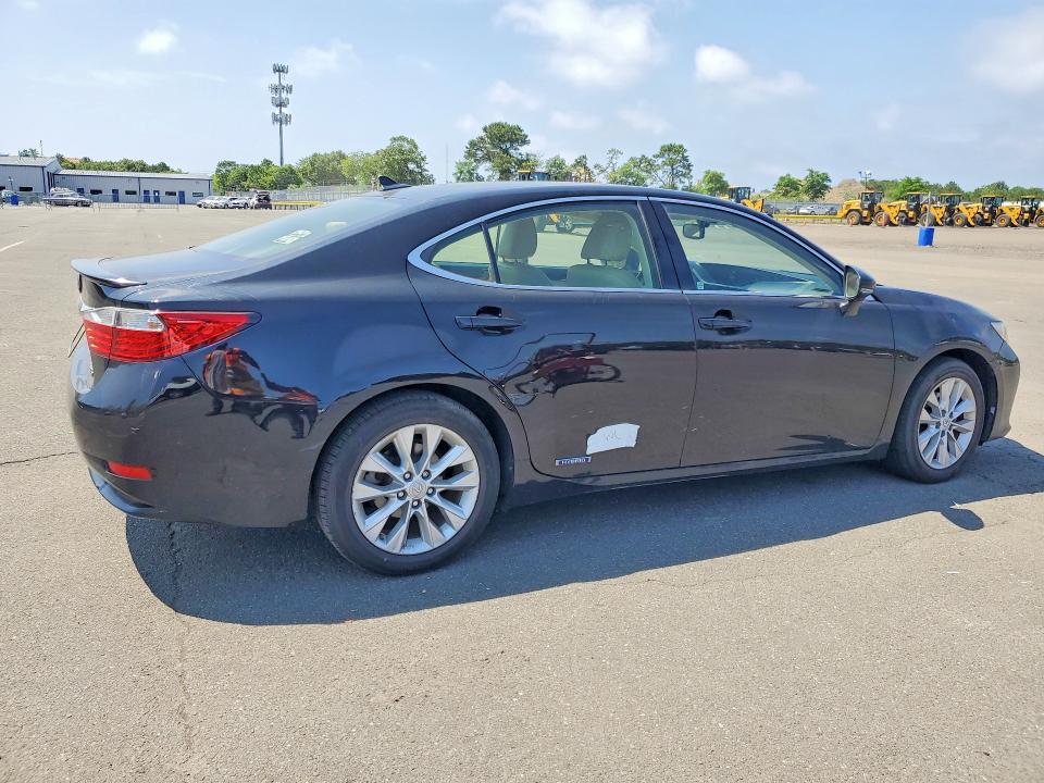 60050956 :رقم المزاد ، JTHBW1GG2E2045130 vin ، 2014 Lexus Es مزاد بيع