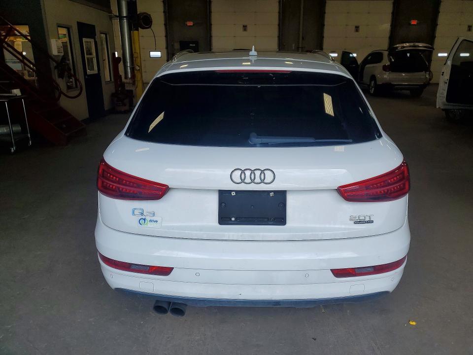 2016 Audi Q3 მანქანა იყიდება აუქციონზე, vin: WA1EFCFS2GR020331, აუქციონის ნომერი: 60683586