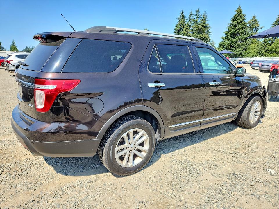 60885436 :رقم المزاد ، 1FM5K8D88DGB07546 vin ، 2013 Ford Explorer مزاد بيع