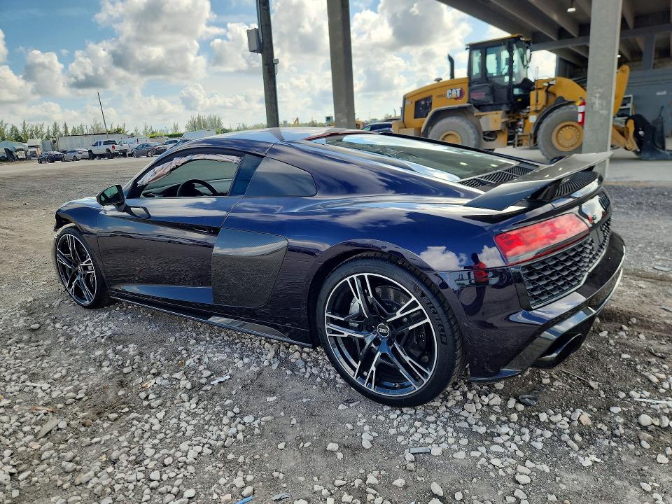 2022 Audi R8 მანქანა იყიდება აუქციონზე, vin: WUAKBAFX2N7900302, აუქციონის ნომერი: 58290706
