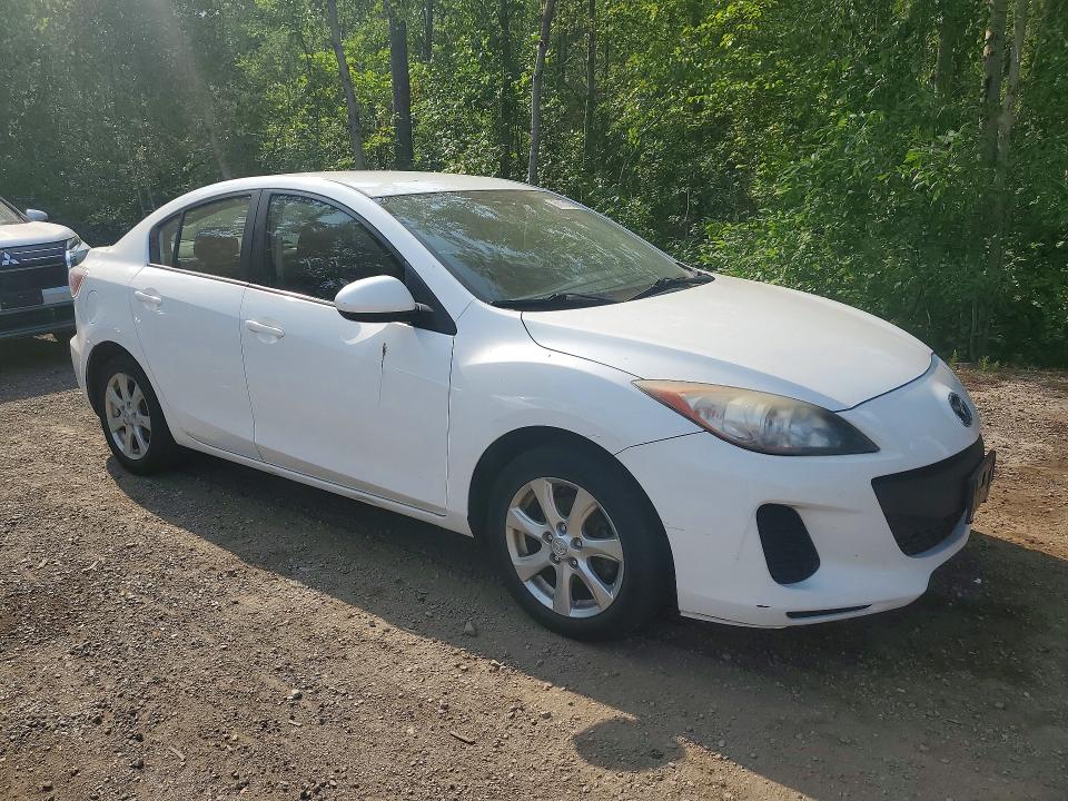 61131706 :رقم المزاد ، JM1BL1UF0D1717700 vin ، 2013 Mazda 3 مزاد بيع