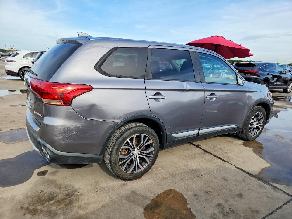 Aukcja sprzedaży 2018 Mitsubishi Outlander, vin: JA4AD2A38JJ003814, numer aukcji: 61196196
