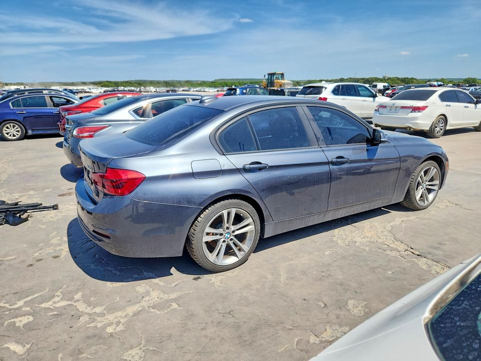 2017 Bmw 330 მანქანა იყიდება აუქციონზე, vin: WBA8D9C30HA011715, აუქციონის ნომერი: 62988236