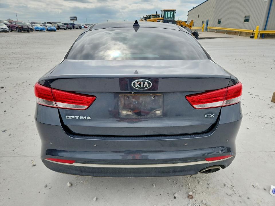 Aukcja sprzedaży 2018 Kia Optima, vin: 5XXGU4L32JG215878, numer aukcji: 62095696