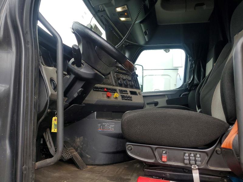 2019 Freightliner Cascadia 126 მანქანა იყიდება აუქციონზე, vin: 3AKJHHDR1KSKB5191, აუქციონის ნომერი: 59338246