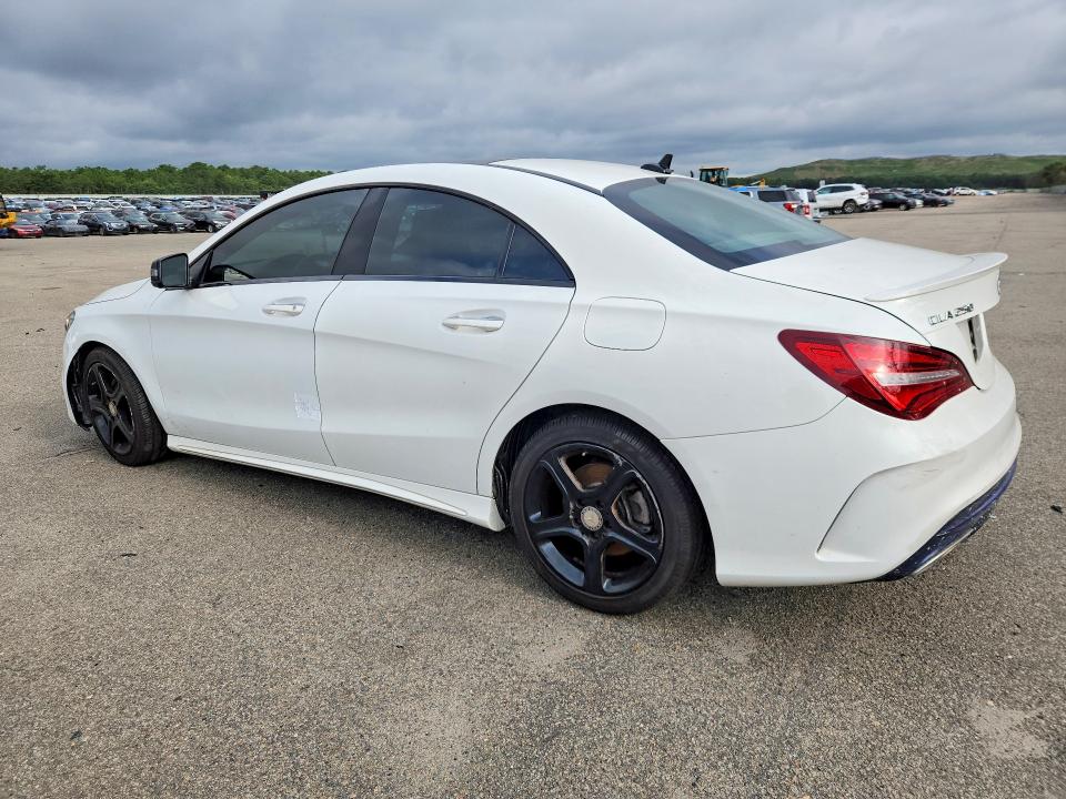 61790816 :رقم المزاد ، WDDSJ4GB4KN699729 vin ، 2019 Mercedes-benz Cla مزاد بيع