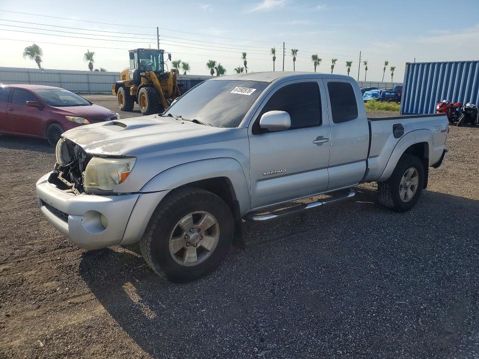 61592876 :رقم المزاد ، 5TEUU42N96Z145679 vin ، 2006 Toyota Tacoma مزاد بيع