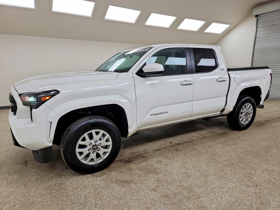2026 Toyota Tacoma მანქანა იყიდება აუქციონზე, vin: 3TMLB5JNXTM245386, აუქციონის ნომერი: 62405416