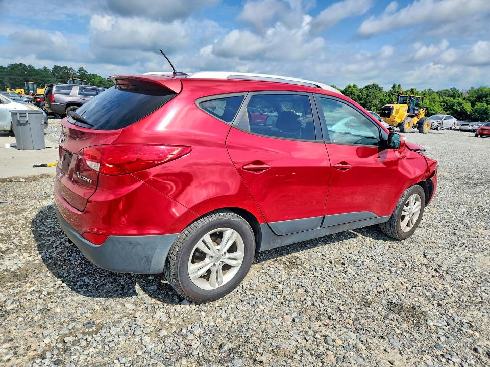 2013 Hyundai Tucson მანქანა იყიდება აუქციონზე, vin: KM8JU3AC3DU785935, აუქციონის ნომერი: 59358496
