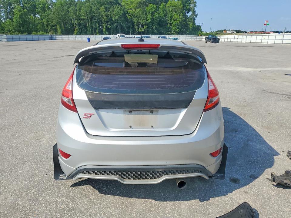 59346826 :رقم المزاد ، 3FADP4GX1FM202929 vin ، 2015 Ford Fiesta مزاد بيع