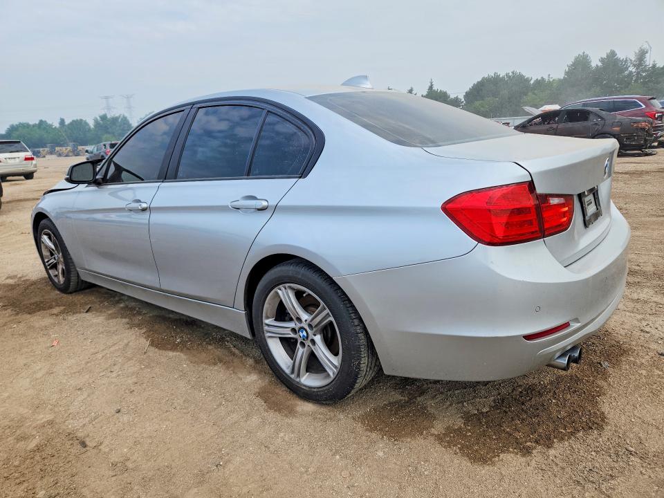 61587486 :رقم المزاد ، WBA3B5G54FNS13273 vin ، 2015 Bmw 328 مزاد بيع