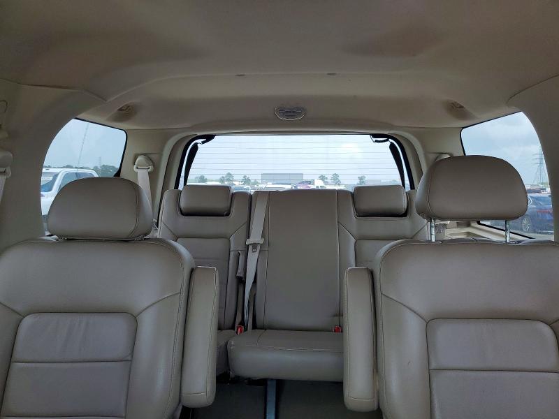 61373156 :رقم المزاد ، 1FMPU19556LA81894 vin ، 2006 Ford Expedition مزاد بيع