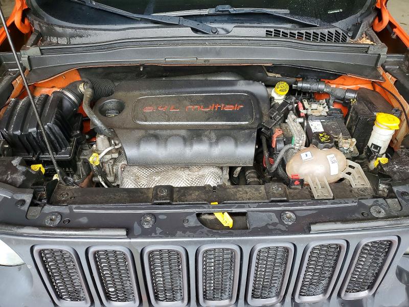 2015 Jeep Renegade მანქანა იყიდება აუქციონზე, vin: ZACCJBCT0FPB64868, აუქციონის ნომერი: 63172336