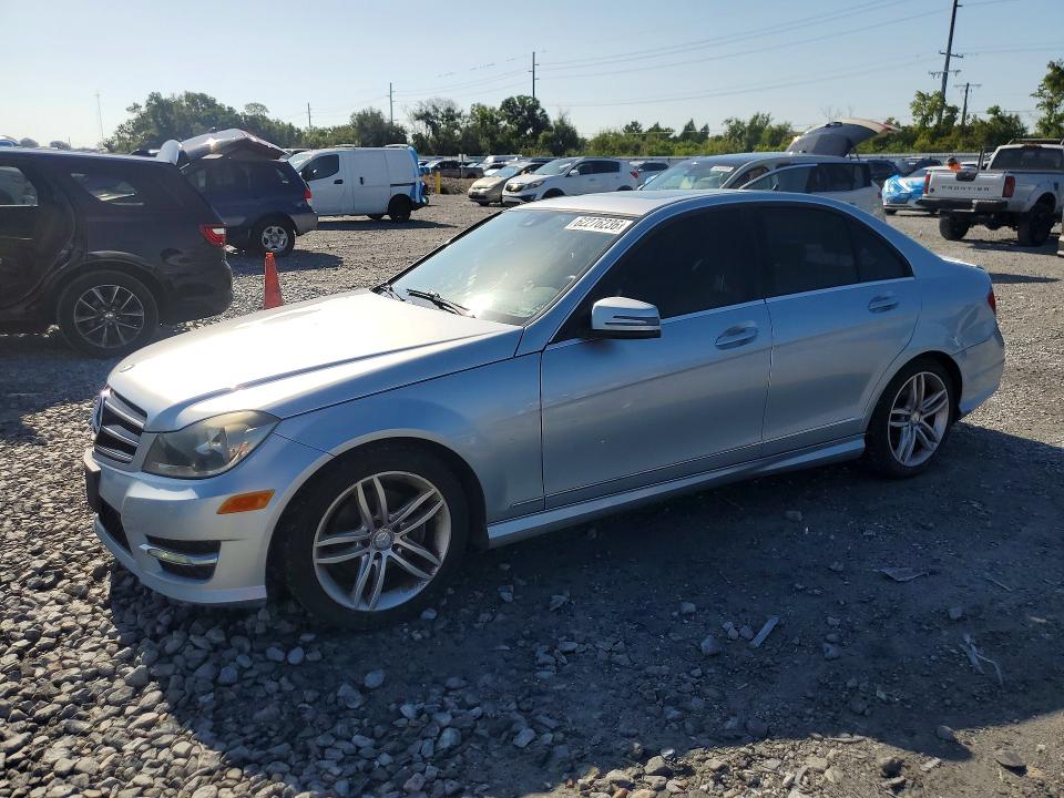 Продаж на аукціоні авто 2014 Mercedes-benz C, vin: WDDGF4HB0EA948092, номер лоту: 62276236