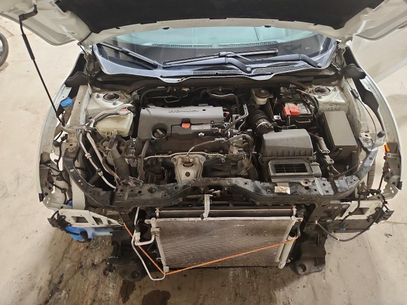 60980606 :رقم المزاد ، 2HGFC4B08JH304813 vin ، 2018 Honda Civic مزاد بيع