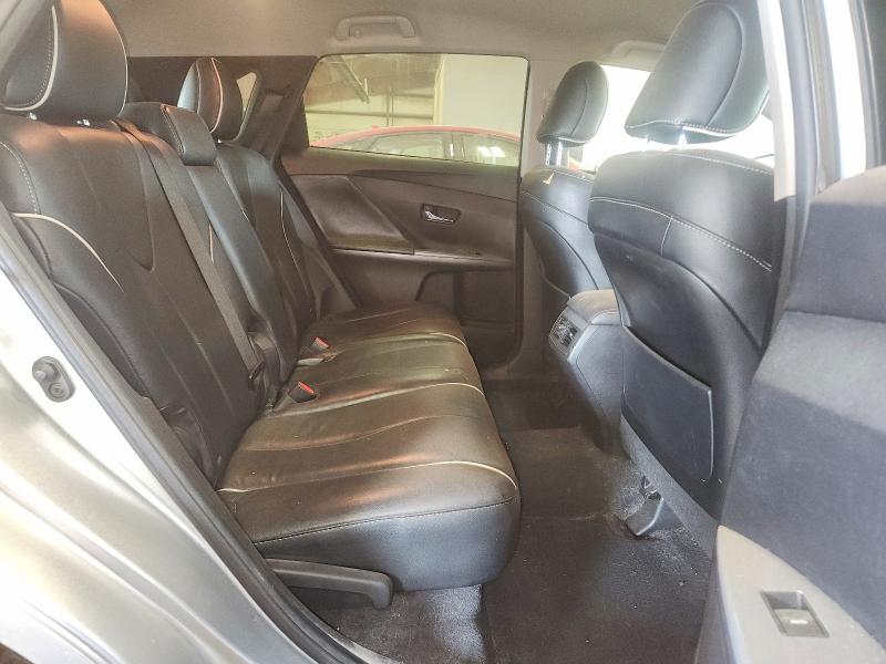60670686 :رقم المزاد ، 4T3BK3BB1FU119795 vin ، 2015 Toyota Venza مزاد بيع