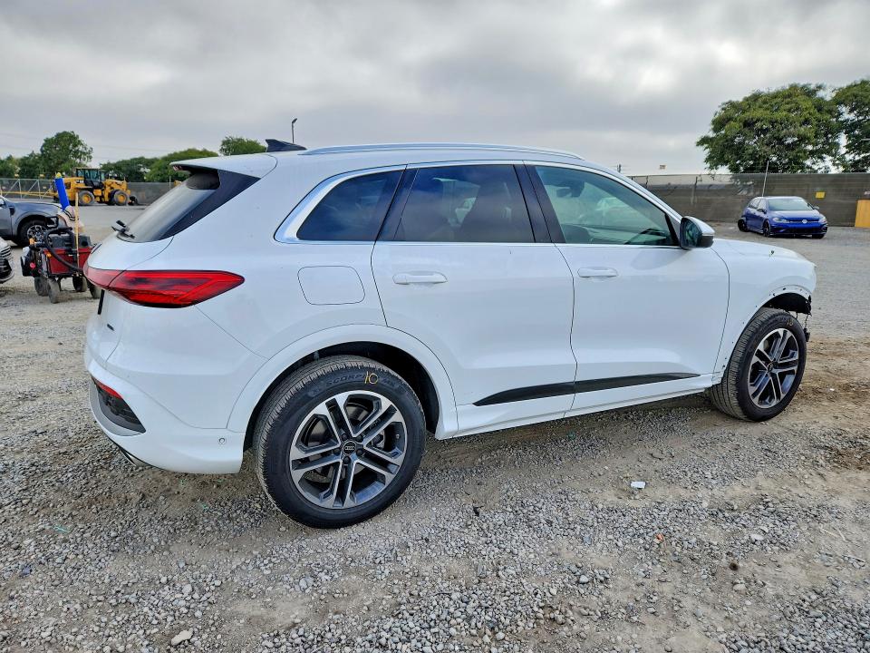 59143886 :رقم المزاد ، WA12AAGU1S2080835 vin ، 2025 Audi Q5 مزاد بيع