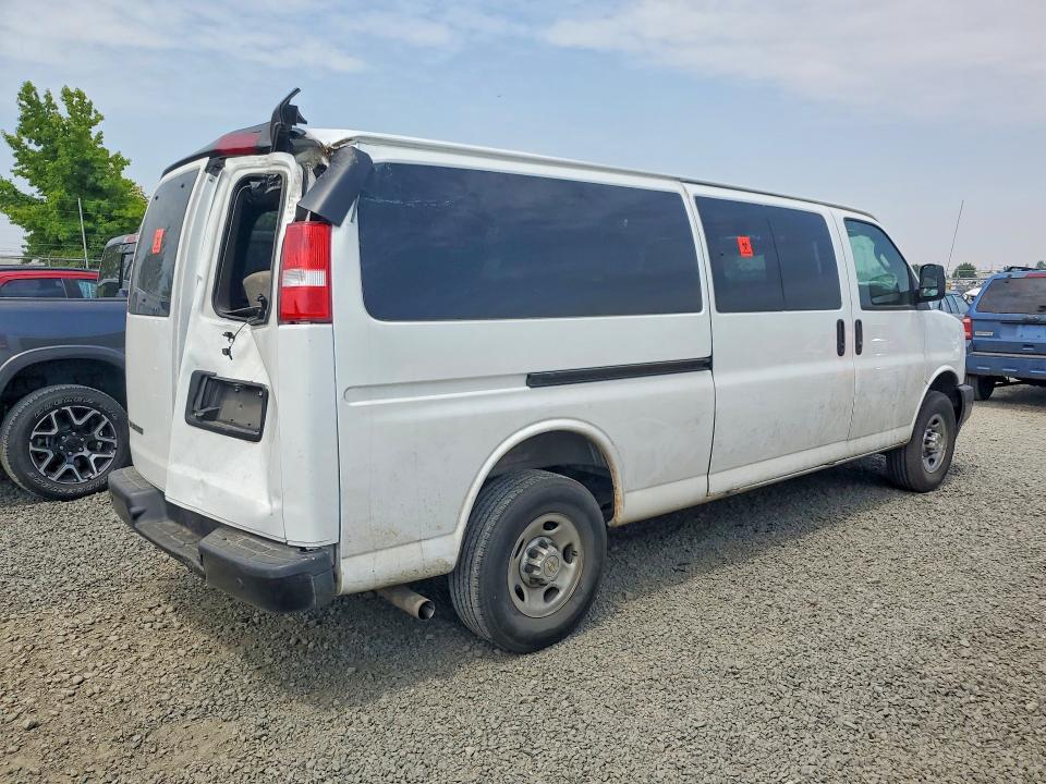Продаж на аукціоні авто 2025 Chevrolet Express G3500, vin: 1GAZGNFP6S1106155, номер лоту: 61381106