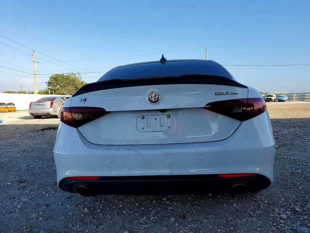 Продажа на аукционе авто 2018 Alfa Romeo Giulia, vin: ZARFAEDN1J7573529, номер лота: 62349906