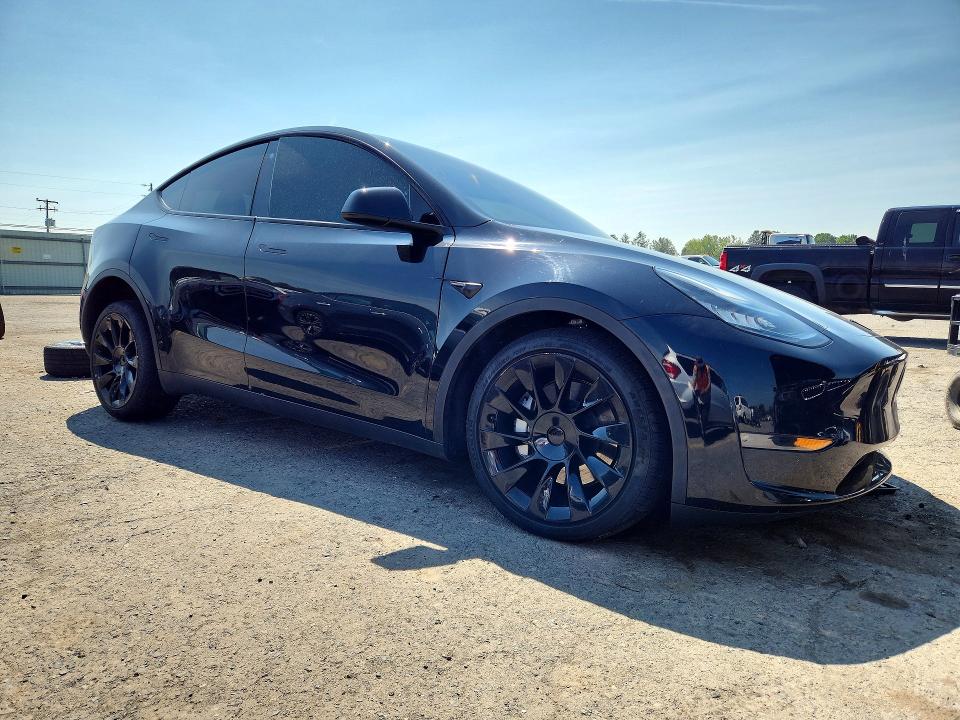 60387616 :رقم المزاد ، 7SAYGDEE4PA029393 vin ، 2023 Tesla Model Y مزاد بيع