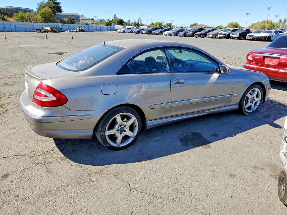Продаж на аукціоні авто 2005 Mercedes-benz Clk, vin: WDBTJ75J95F126266, номер лоту: 61618426