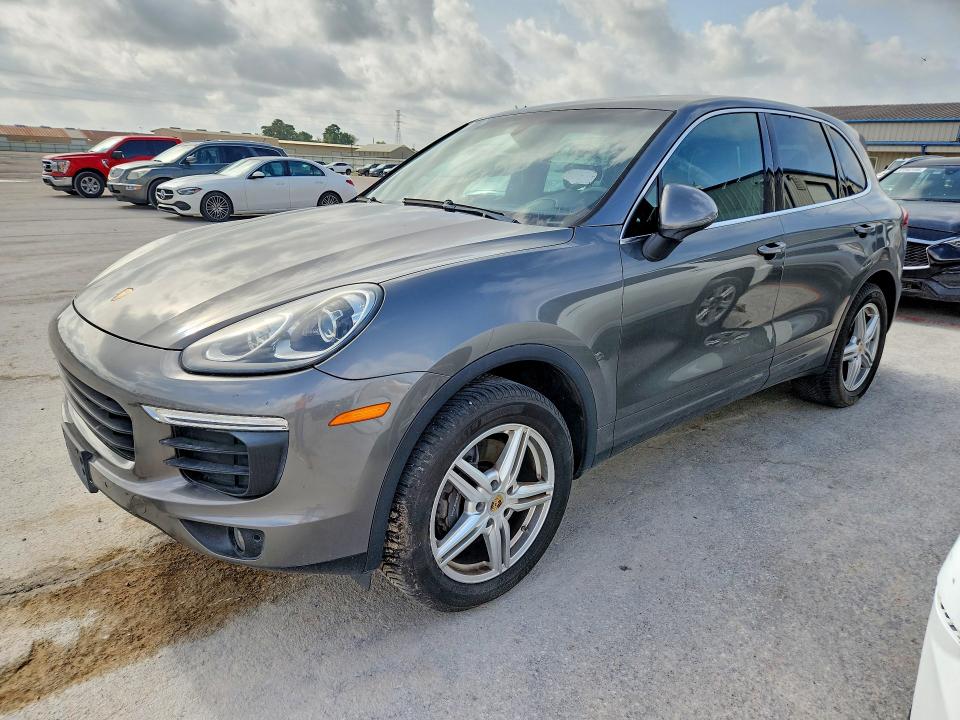 Продаж на аукціоні авто 2016 Porsche Cayenne, vin: WP1AA2A24GLA03925, номер лоту: 61487686