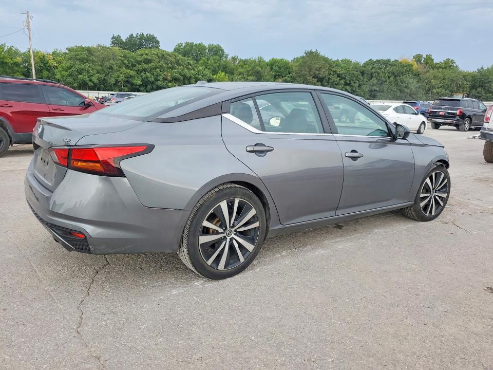 62330306 :رقم المزاد ، 1N4BL4CV7LC146905 vin ، 2020 Nissan Altima مزاد بيع