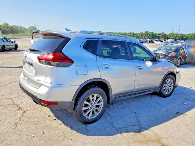 85975725 :رقم المزاد ، KNMAT2MT7HP571323 vin ، 2017 Nissan Rogue مزاد بيع