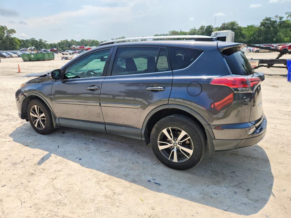 63156686 :رقم المزاد ، 2T3WFREV0JW523226 vin ، 2018 Toyota Rav4 مزاد بيع