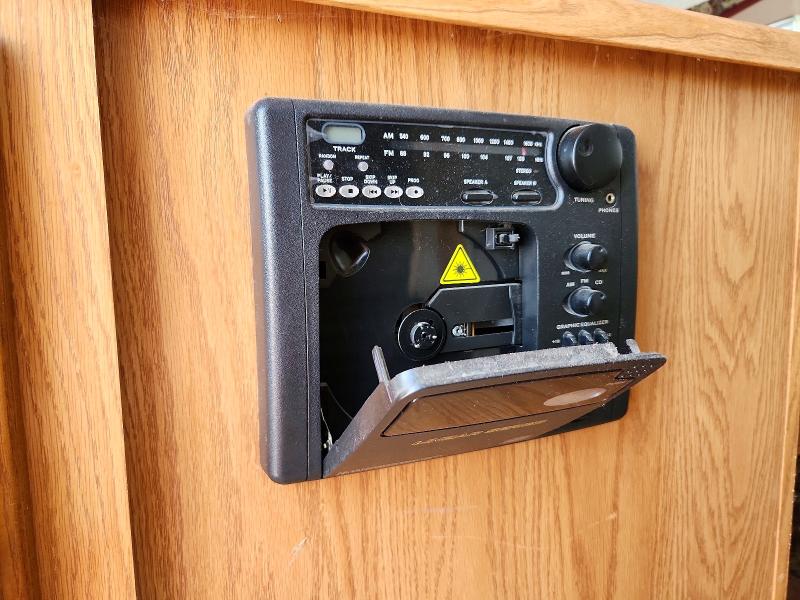 Продажа на аукционе авто 2004 Keystone Rv Springdale, vin: 4YDT268224J108990, номер лота: 61024056