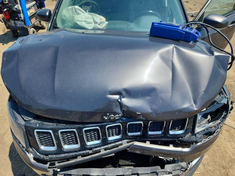 2019 Jeep Compass მანქანა იყიდება აუქციონზე, vin: 3C4NJDCB0KT690698, აუქციონის ნომერი: 60758336